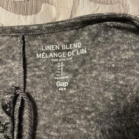 Women's Size Small Gap Gray Embroidered Linen Top - Picture 4 of 4